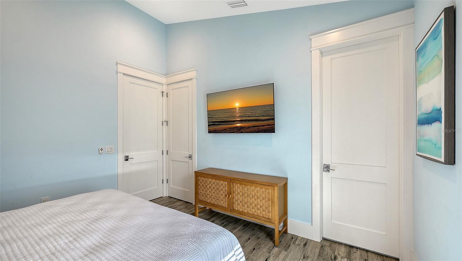 Image 38 of 99 For 2206 Avenue A