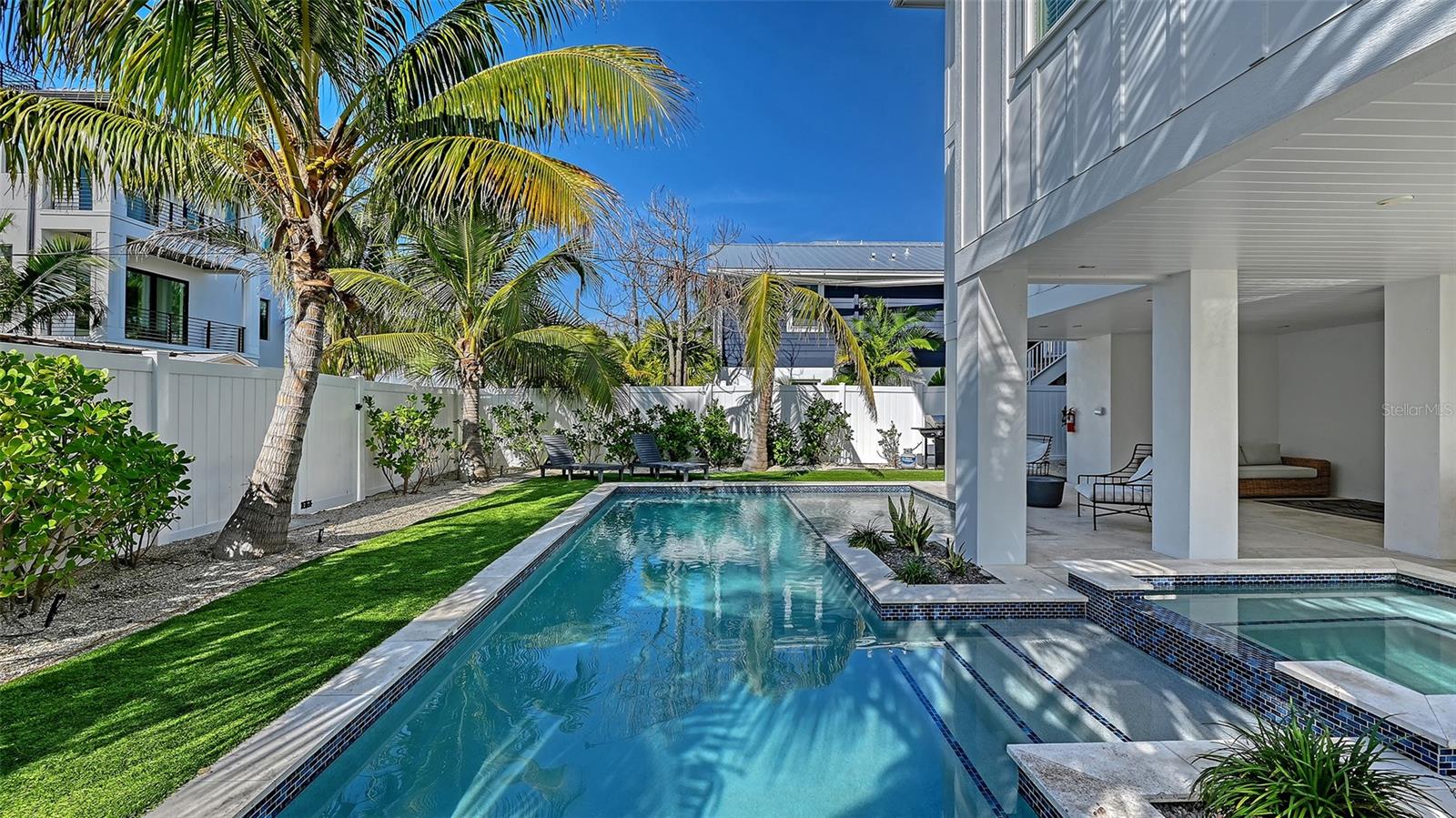 Image 54 of 99 For 2206 Avenue A