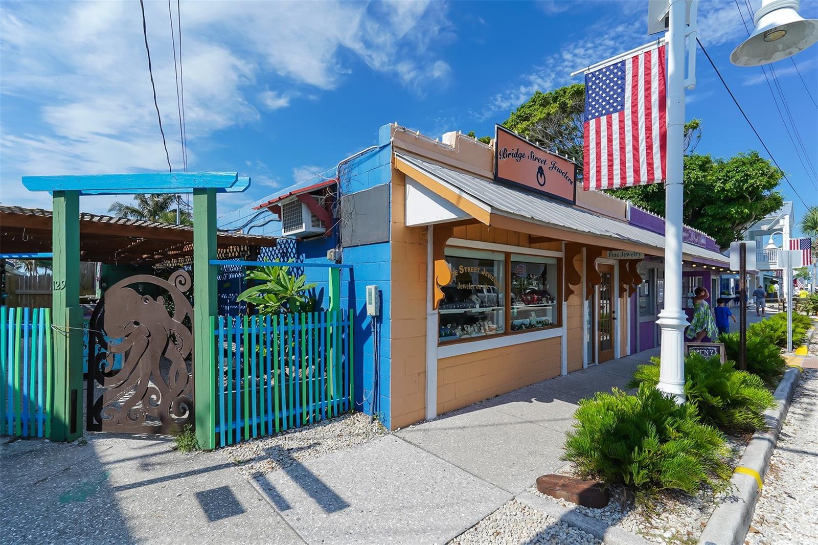 Image 91 of 99 For 2206 Avenue A