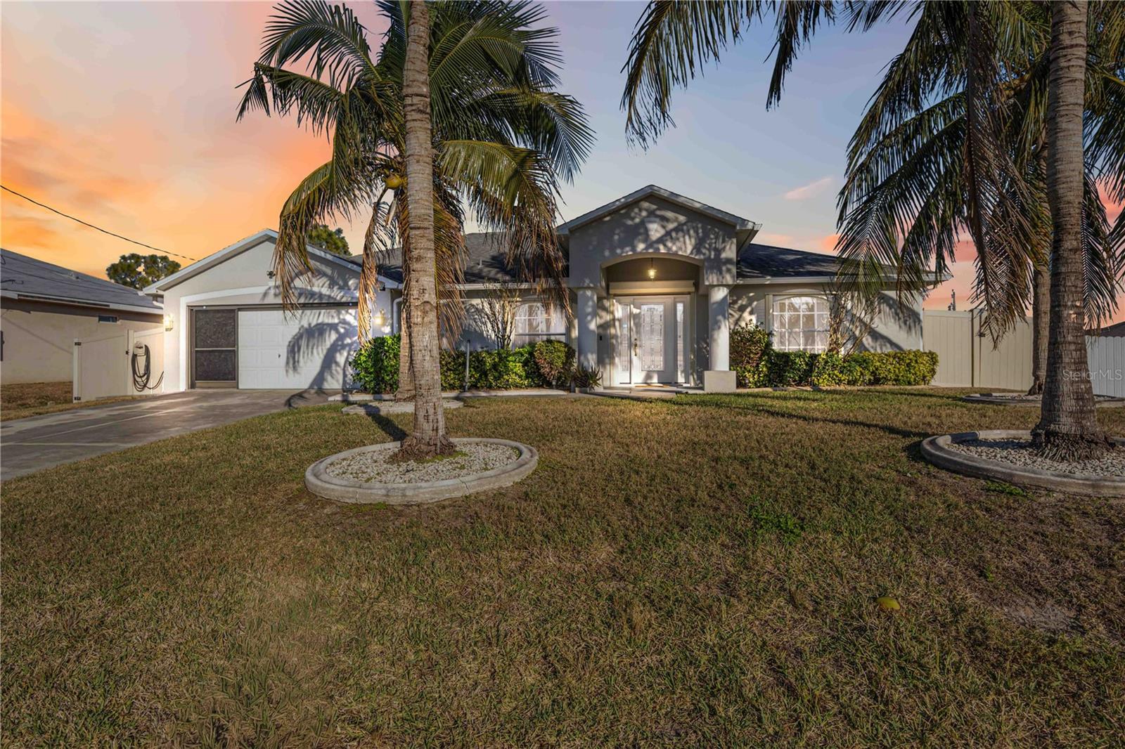Details for 925 4th Avenue, CAPE CORAL, FL 33909