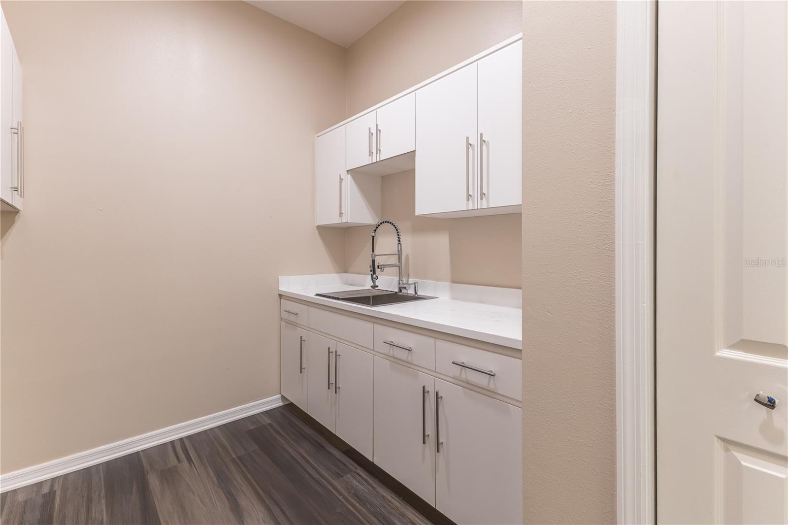 Image 18 of 22 For 12230 Padron Boulevard