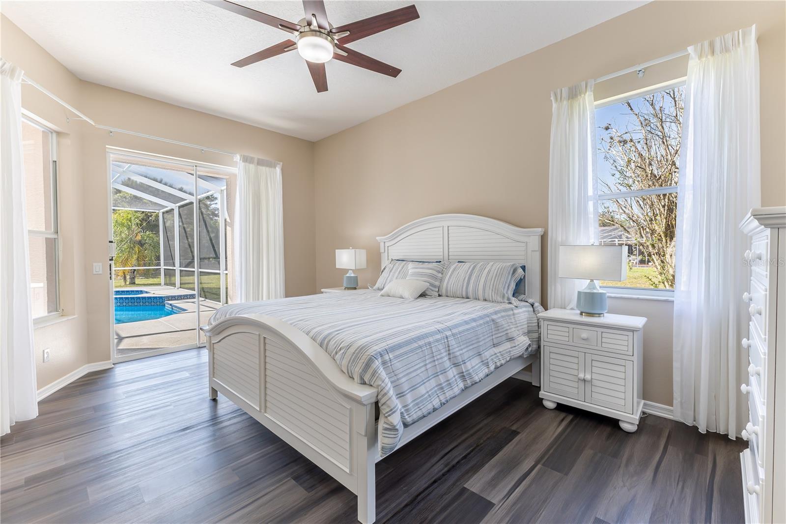 Image 9 of 22 For 12230 Padron Boulevard