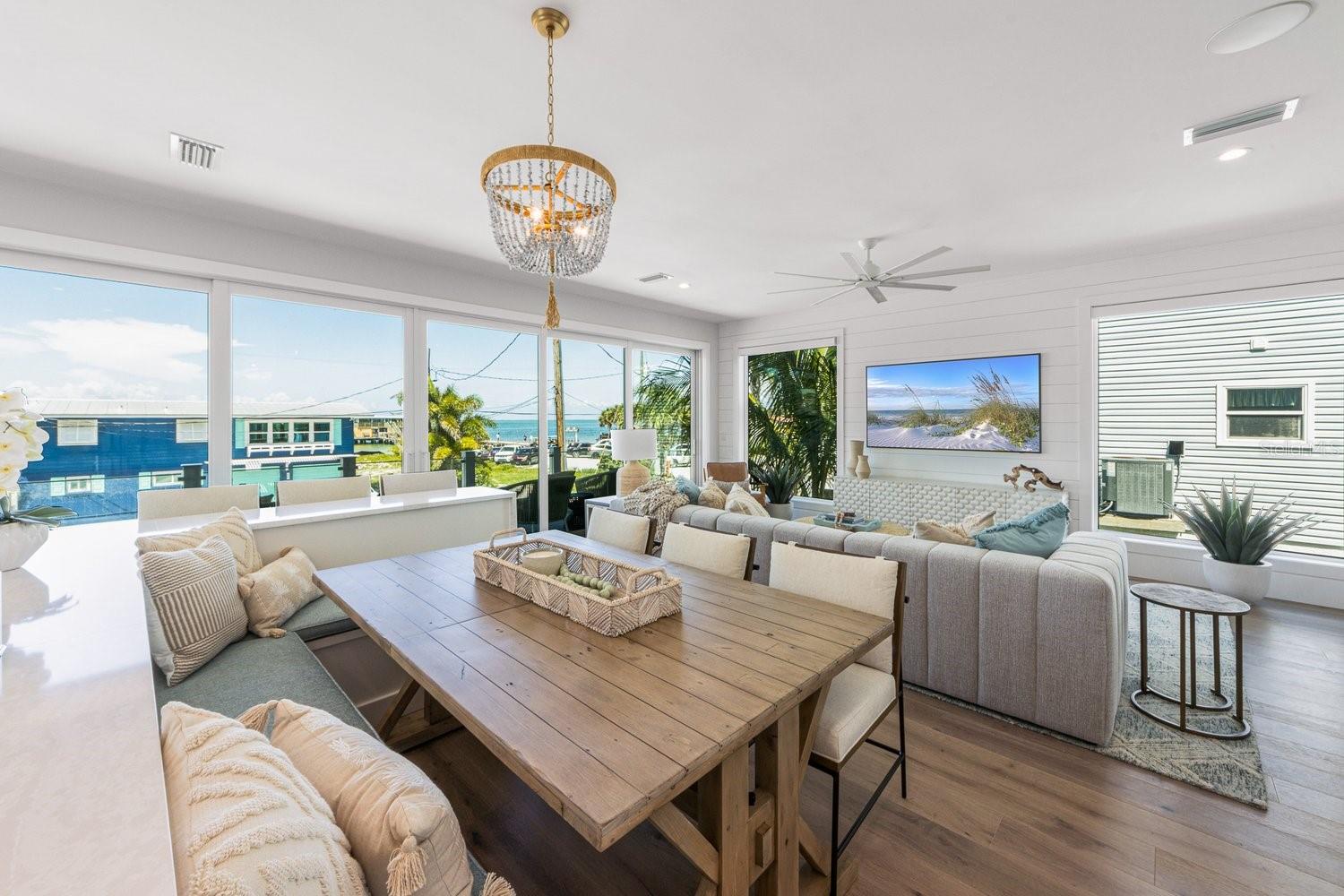 Image 16 of 58 For 870 Shore Drive