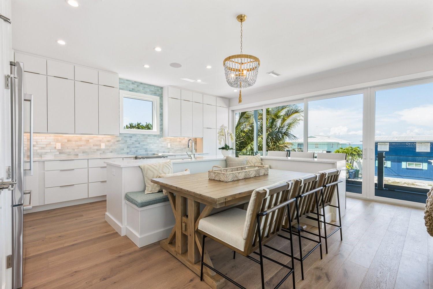 Image 18 of 58 For 870 Shore Drive