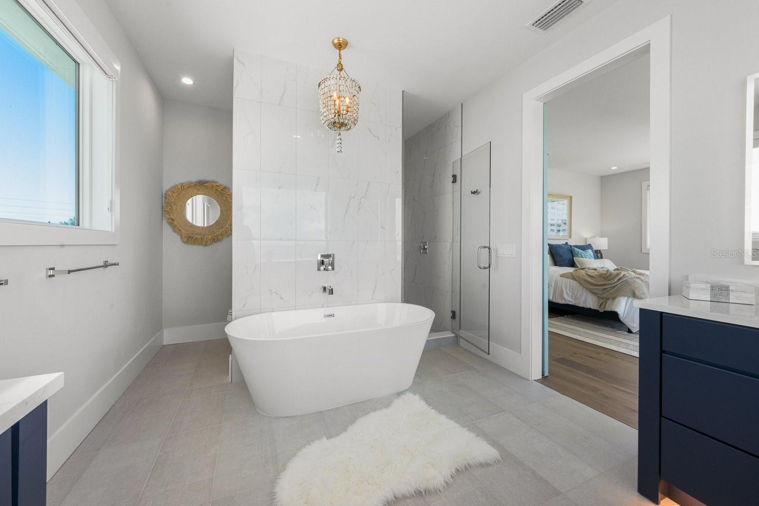 Image 37 of 58 For 870 Shore Drive