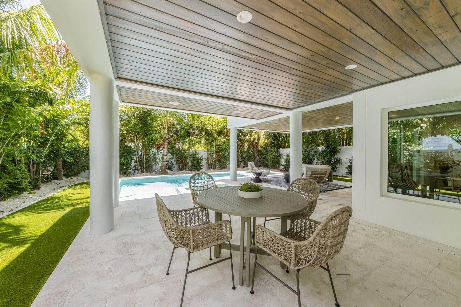 Image 45 of 58 For 870 Shore Drive