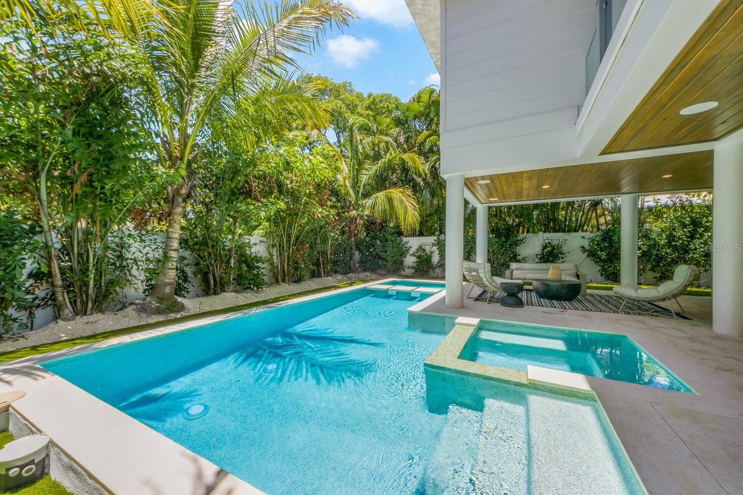 Image 49 of 58 For 870 Shore Drive