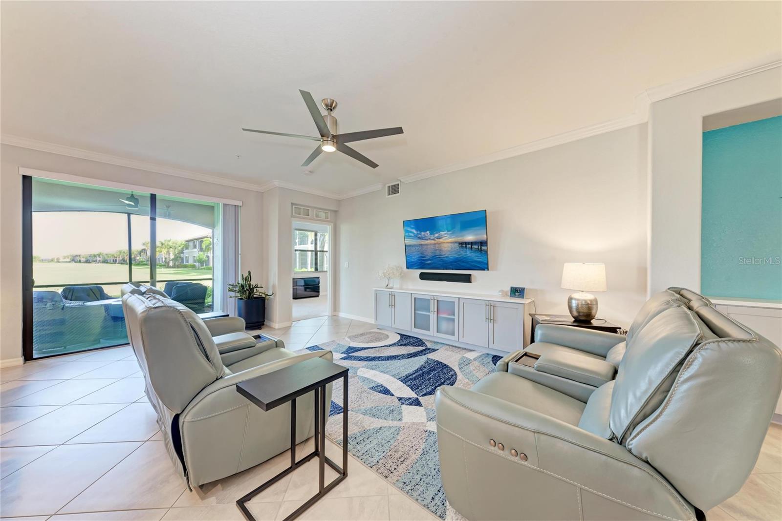 Image 12 of 90 For 18117 Gawthrop Drive 101