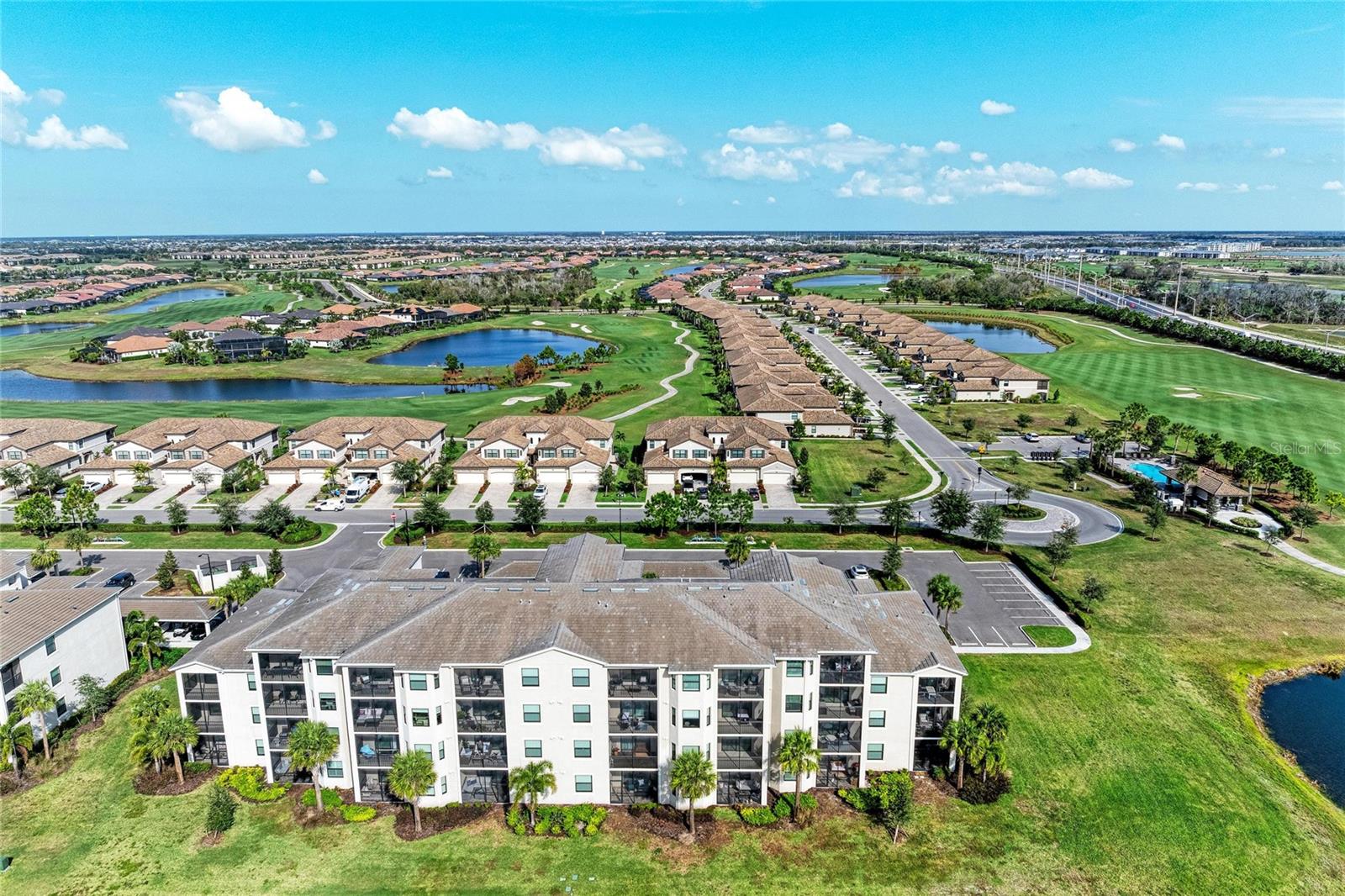 Image 46 of 90 For 18117 Gawthrop Drive 101