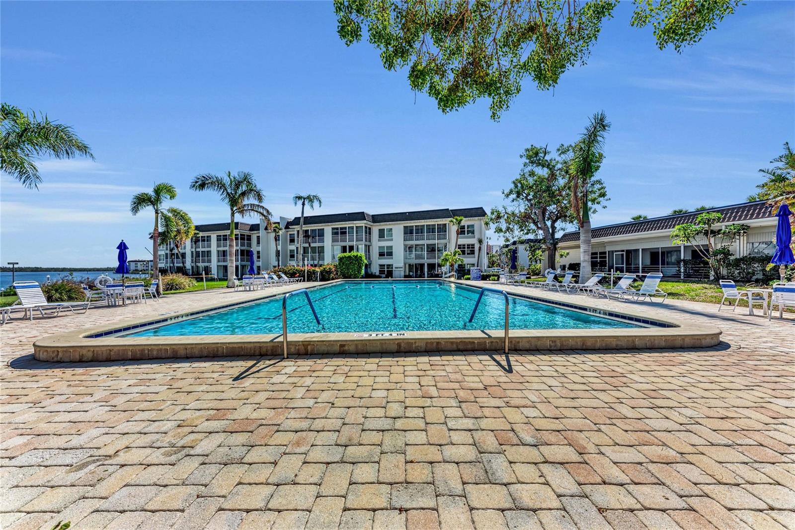 Image 26 of 29 For 4420 Exeter Drive 307