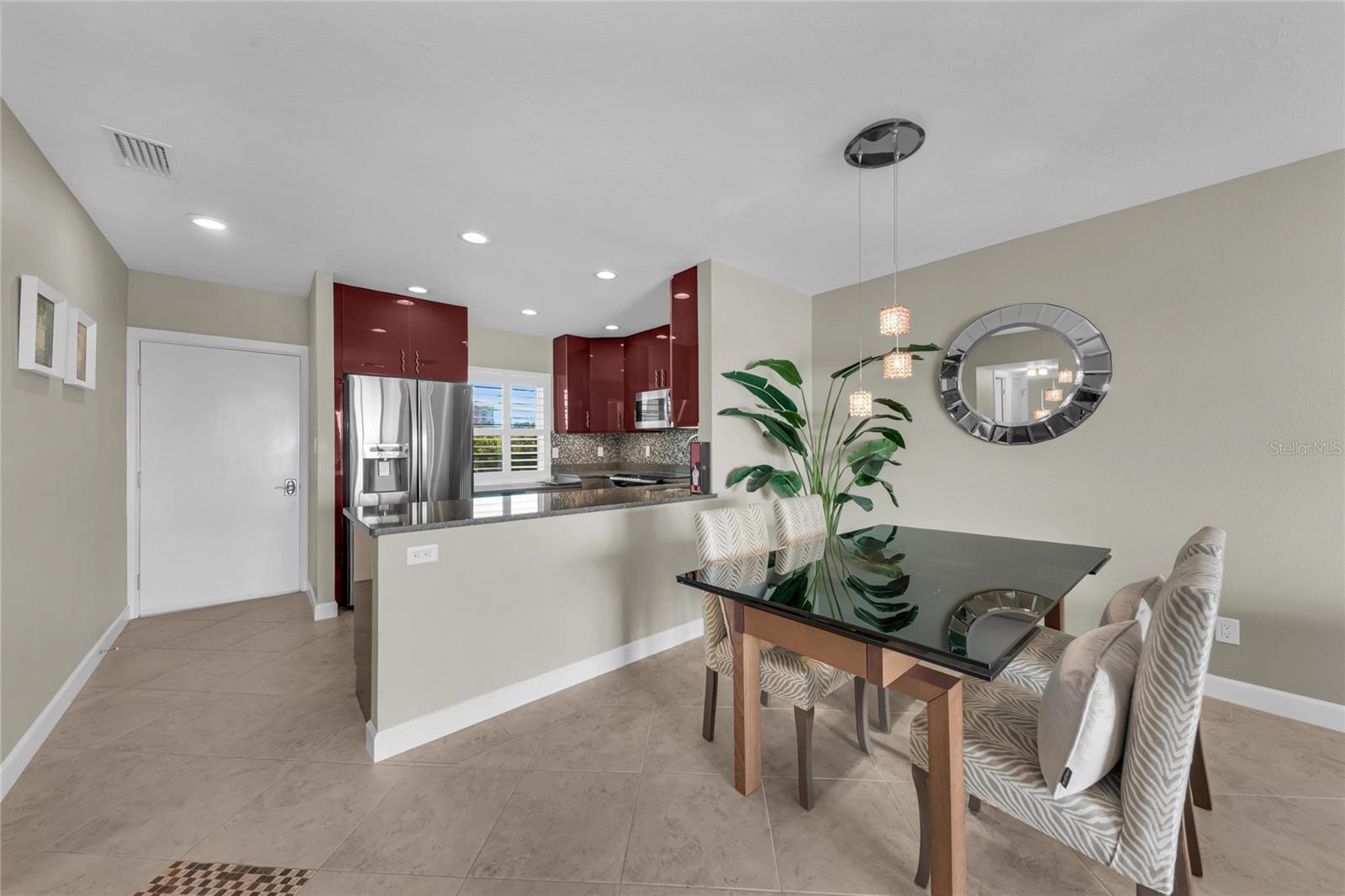 Image 5 of 29 For 4420 Exeter Drive 307