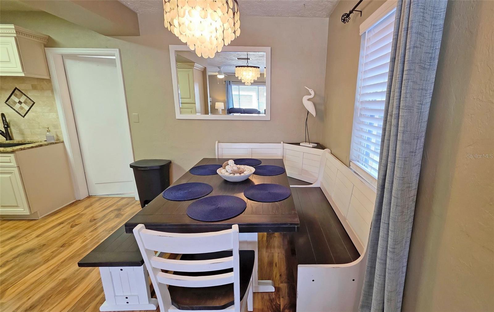 Image 8 of 29 For 2442 Wood Street