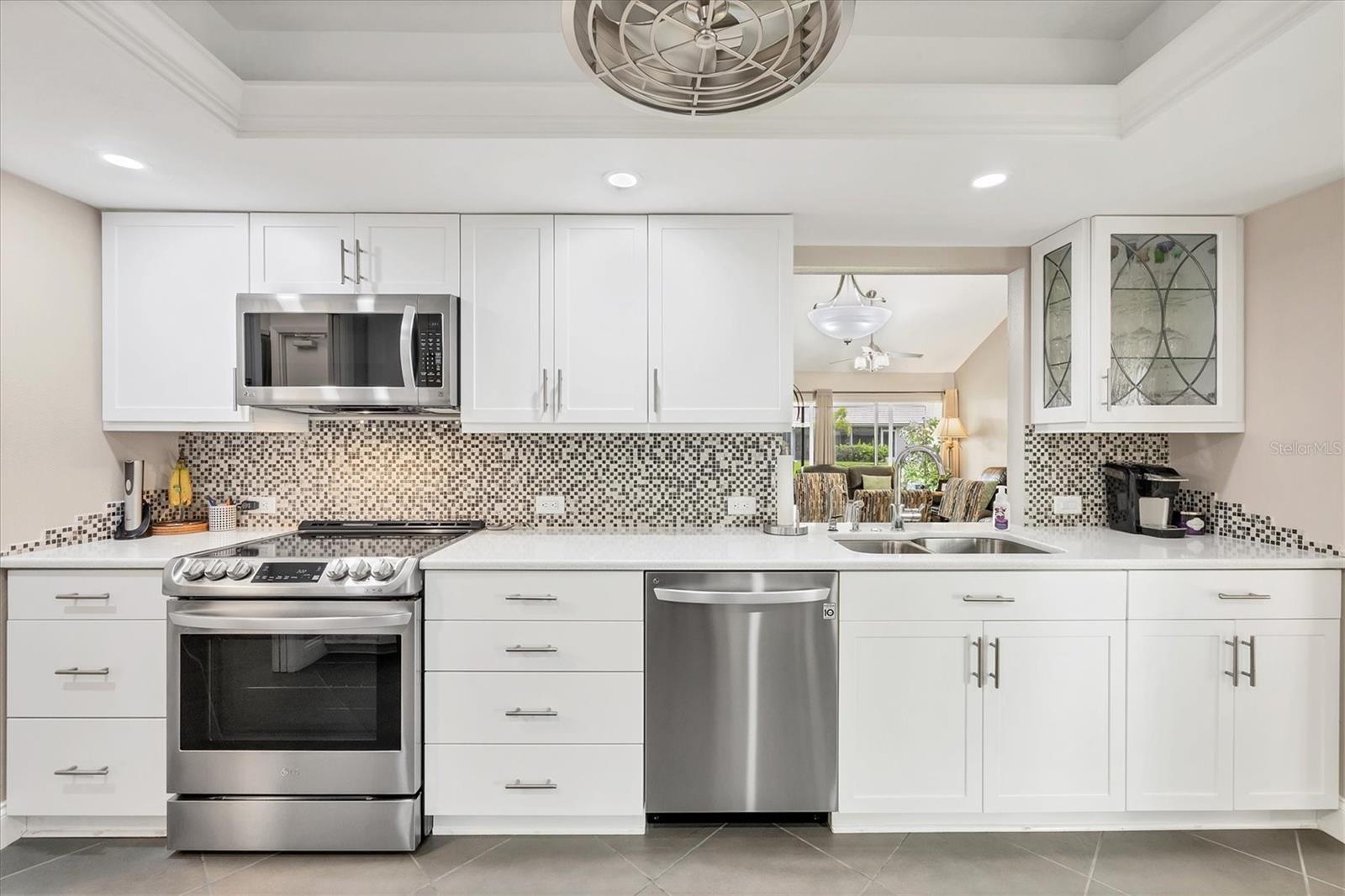 Image 13 of 48 For 5448 Crestlake Boulevard 158