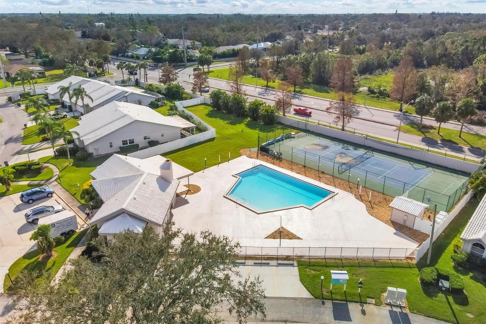 Image 41 of 48 For 5448 Crestlake Boulevard 158