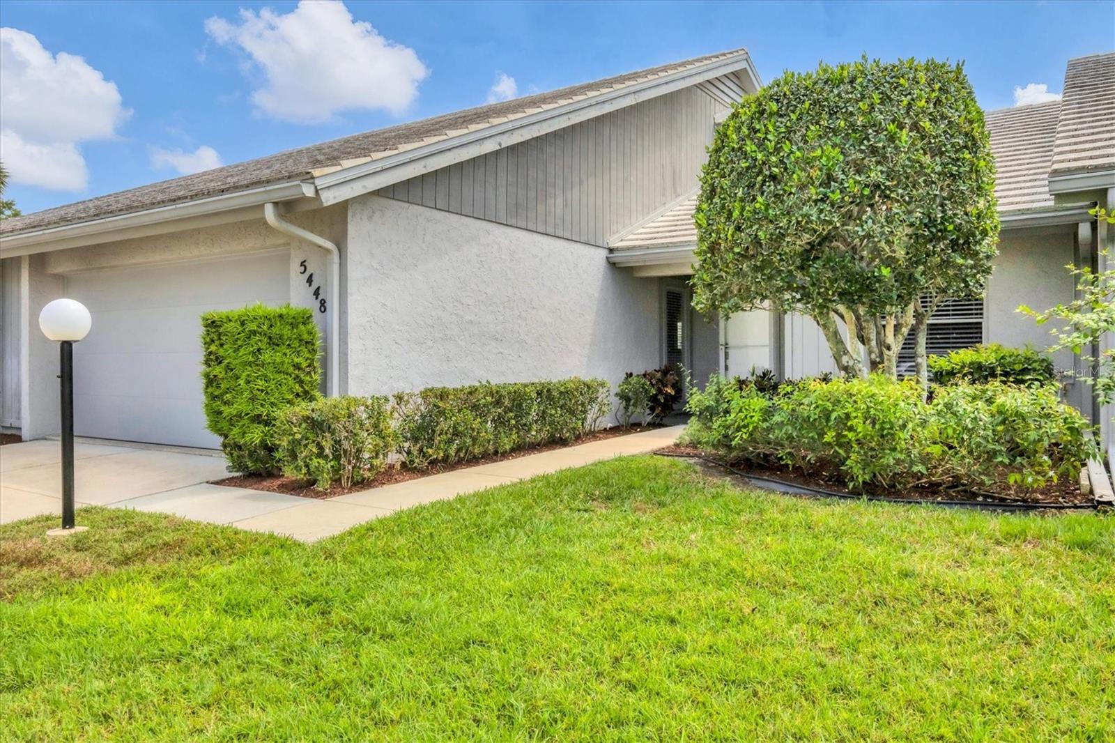 Image 6 of 48 For 5448 Crestlake Boulevard 158