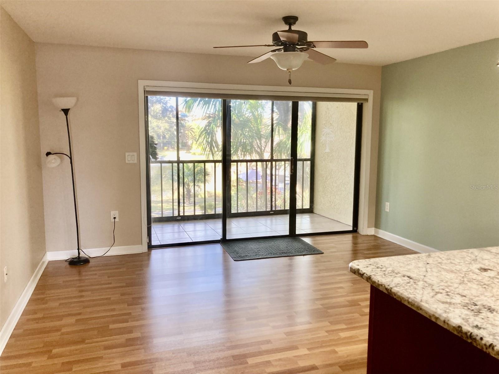 Image 7 of 22 For 305 30th Avenue W A212