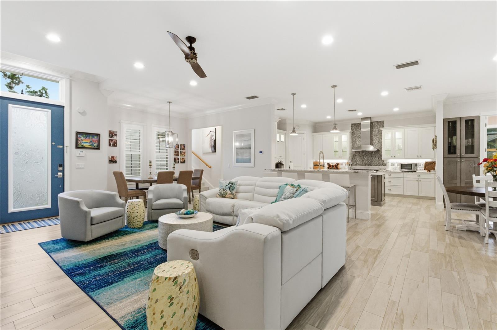 Image 11 of 47 For 3919 Roberts Point Road