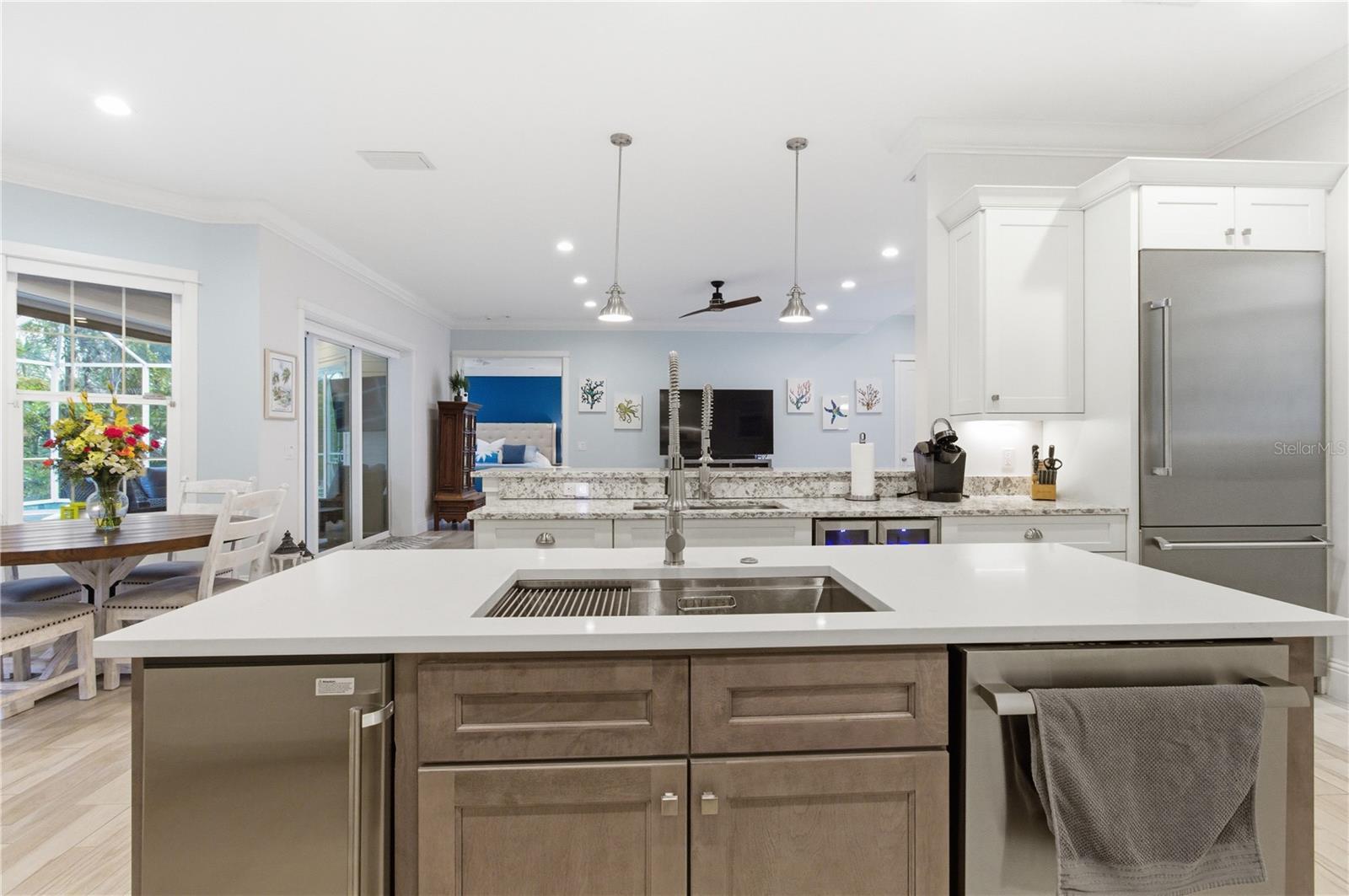 Image 18 of 47 For 3919 Roberts Point Road