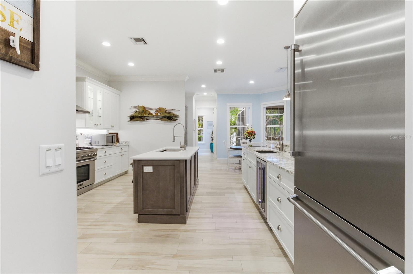 Image 19 of 47 For 3919 Roberts Point Road