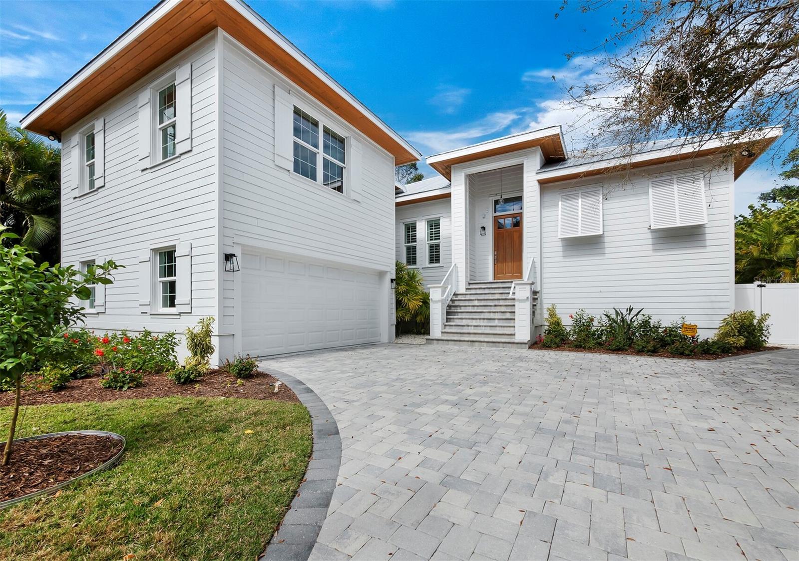 Image 2 of 47 For 3919 Roberts Point Road