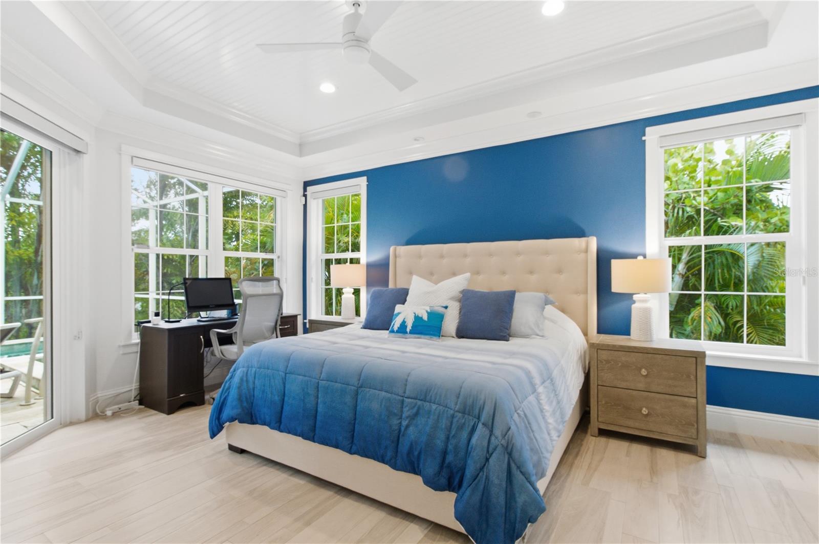 Image 22 of 47 For 3919 Roberts Point Road