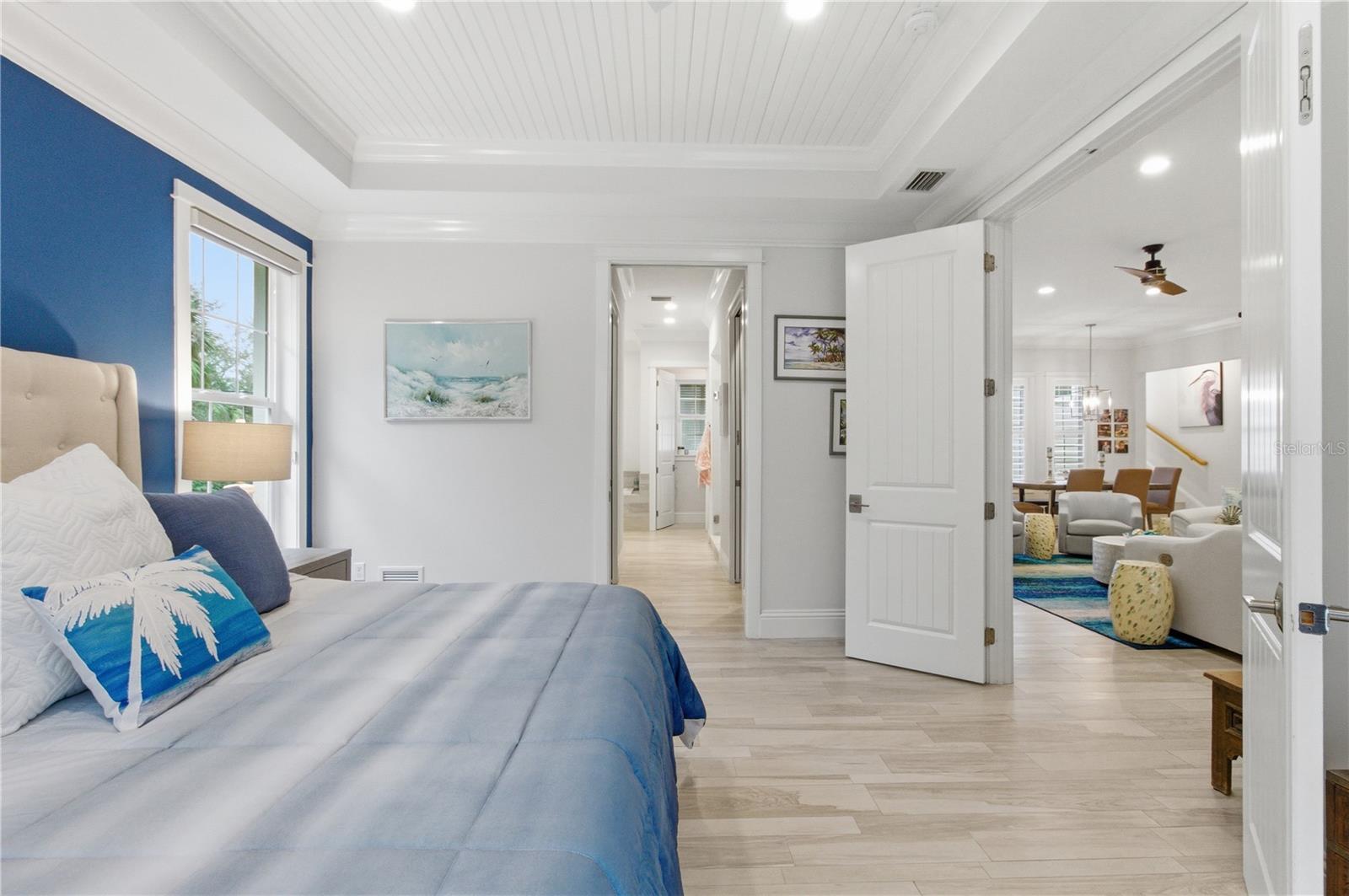 Image 23 of 47 For 3919 Roberts Point Road