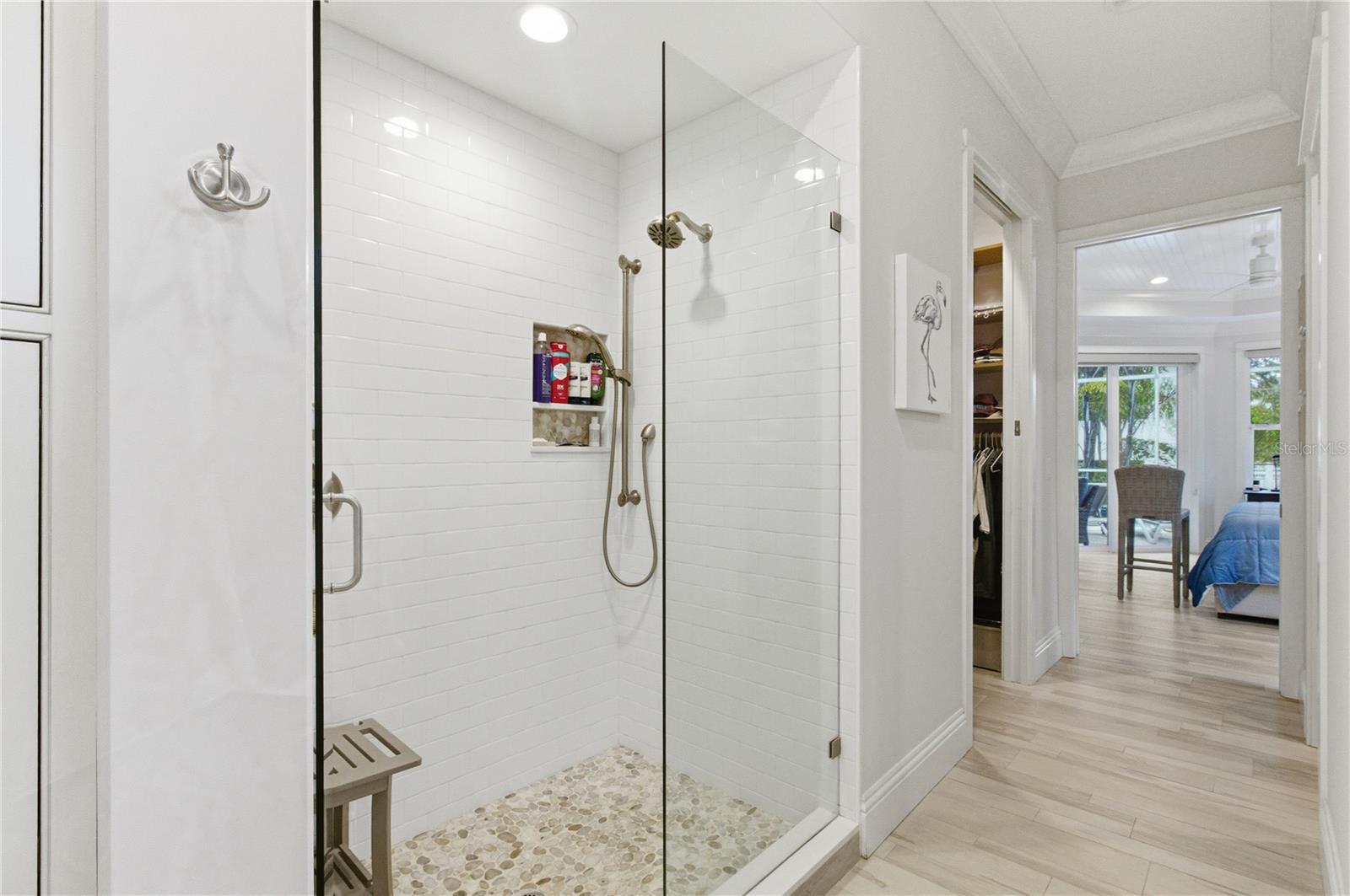 Image 25 of 47 For 3919 Roberts Point Road