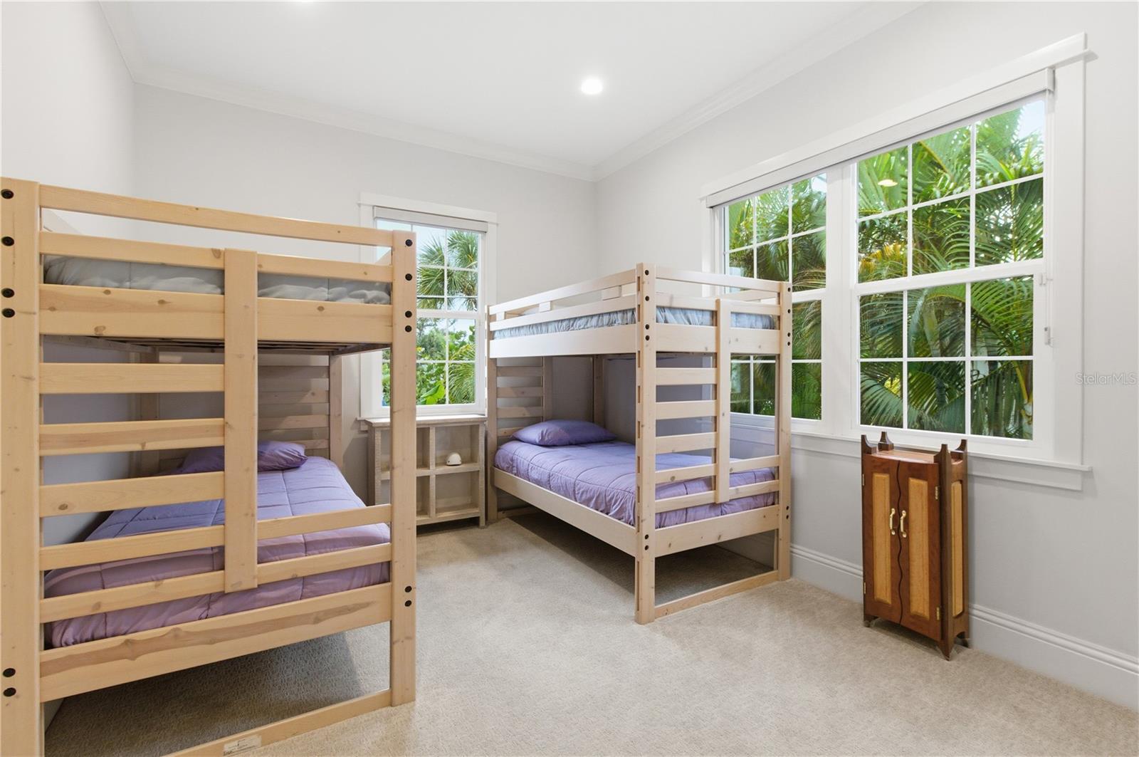 Image 27 of 47 For 3919 Roberts Point Road