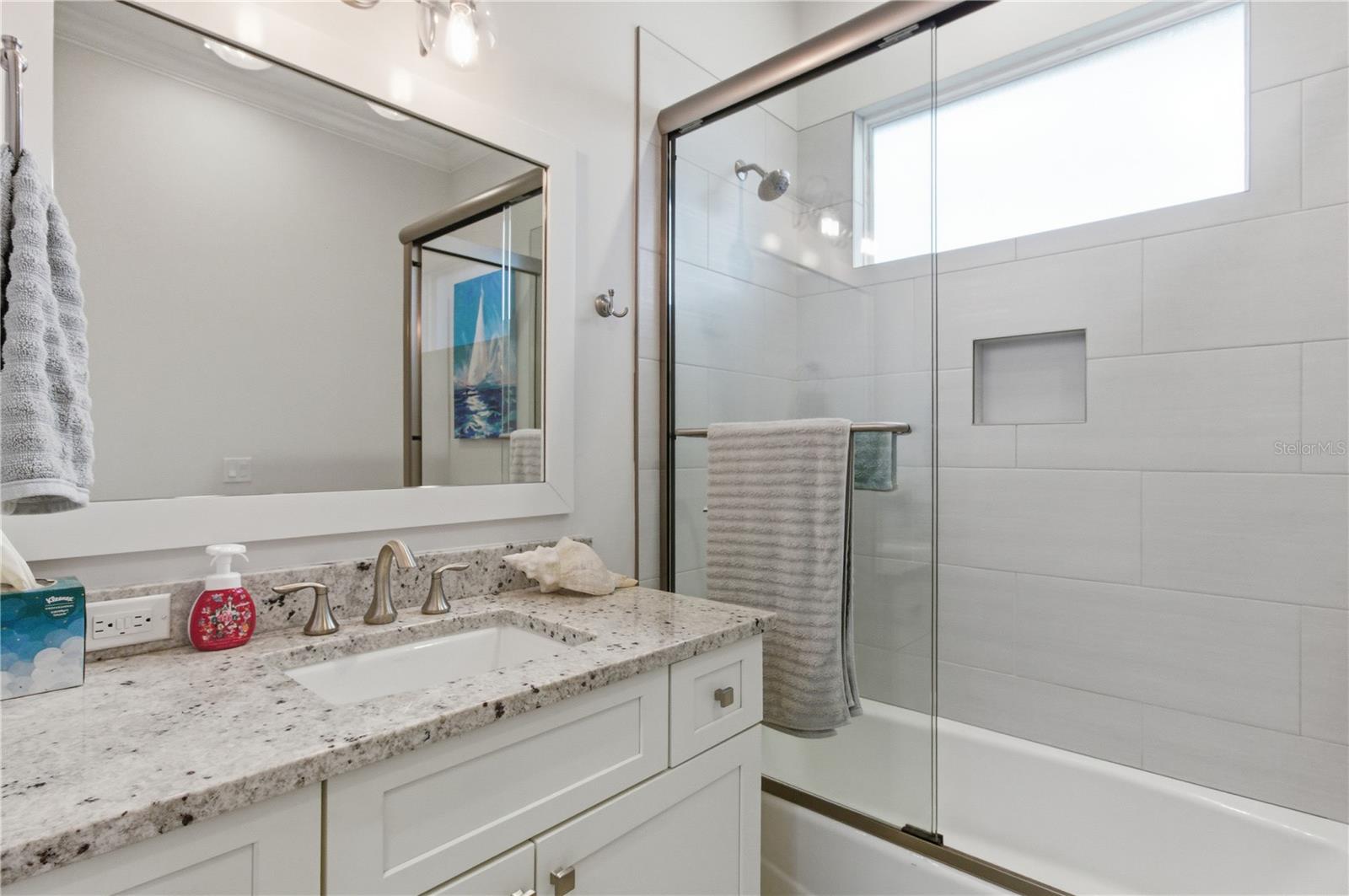 Image 31 of 47 For 3919 Roberts Point Road