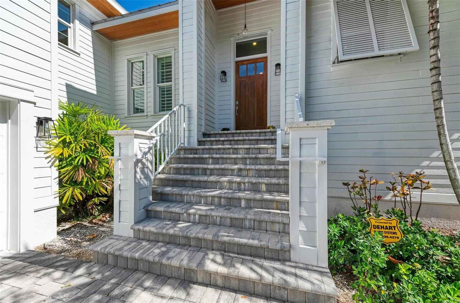 Image 4 of 47 For 3919 Roberts Point Road