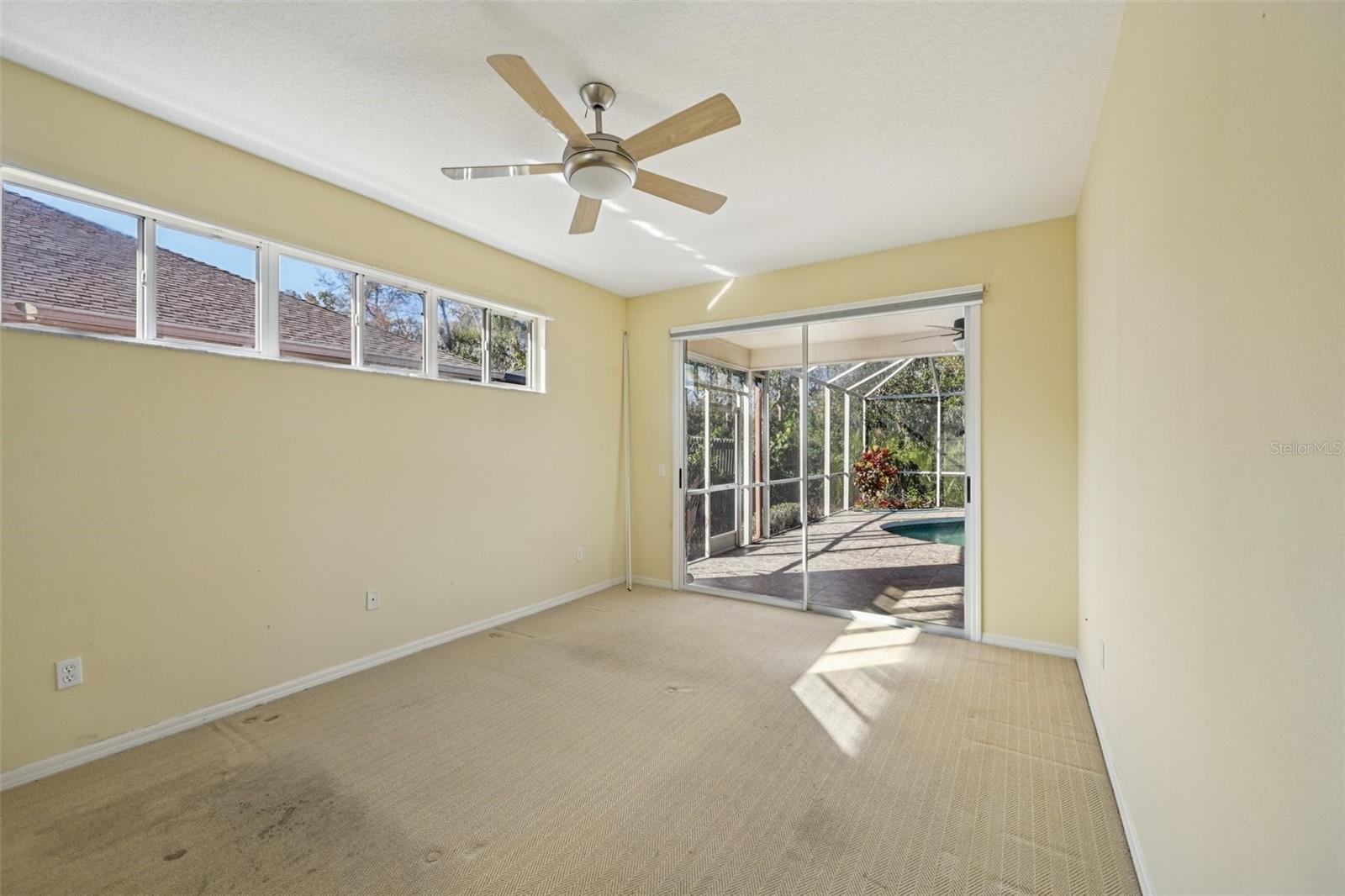 Image 21 of 41 For 7310 38th Court E