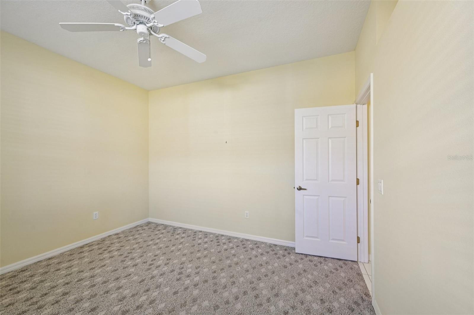 Image 33 of 41 For 7310 38th Court E