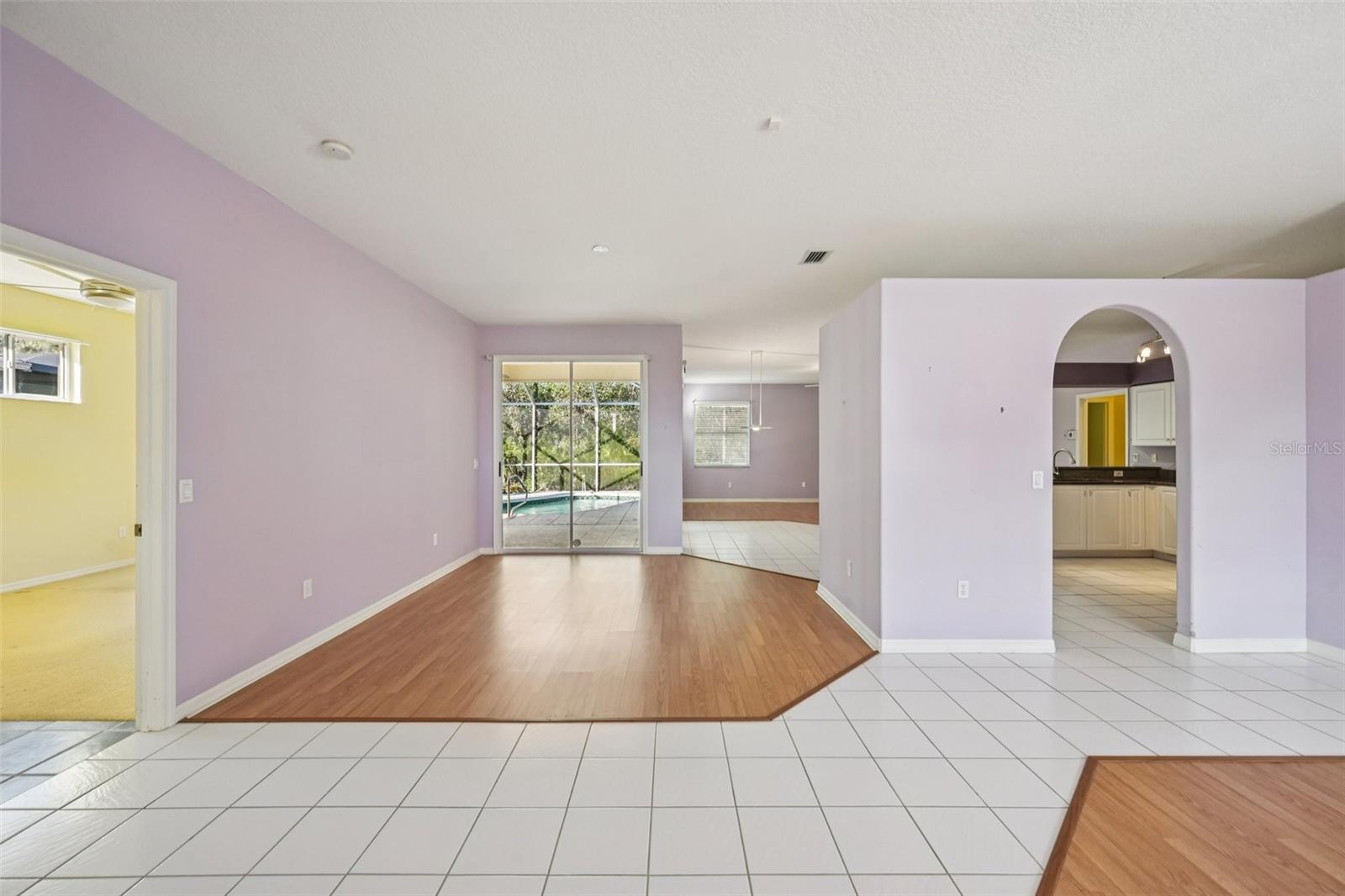 Image 5 of 41 For 7310 38th Court E