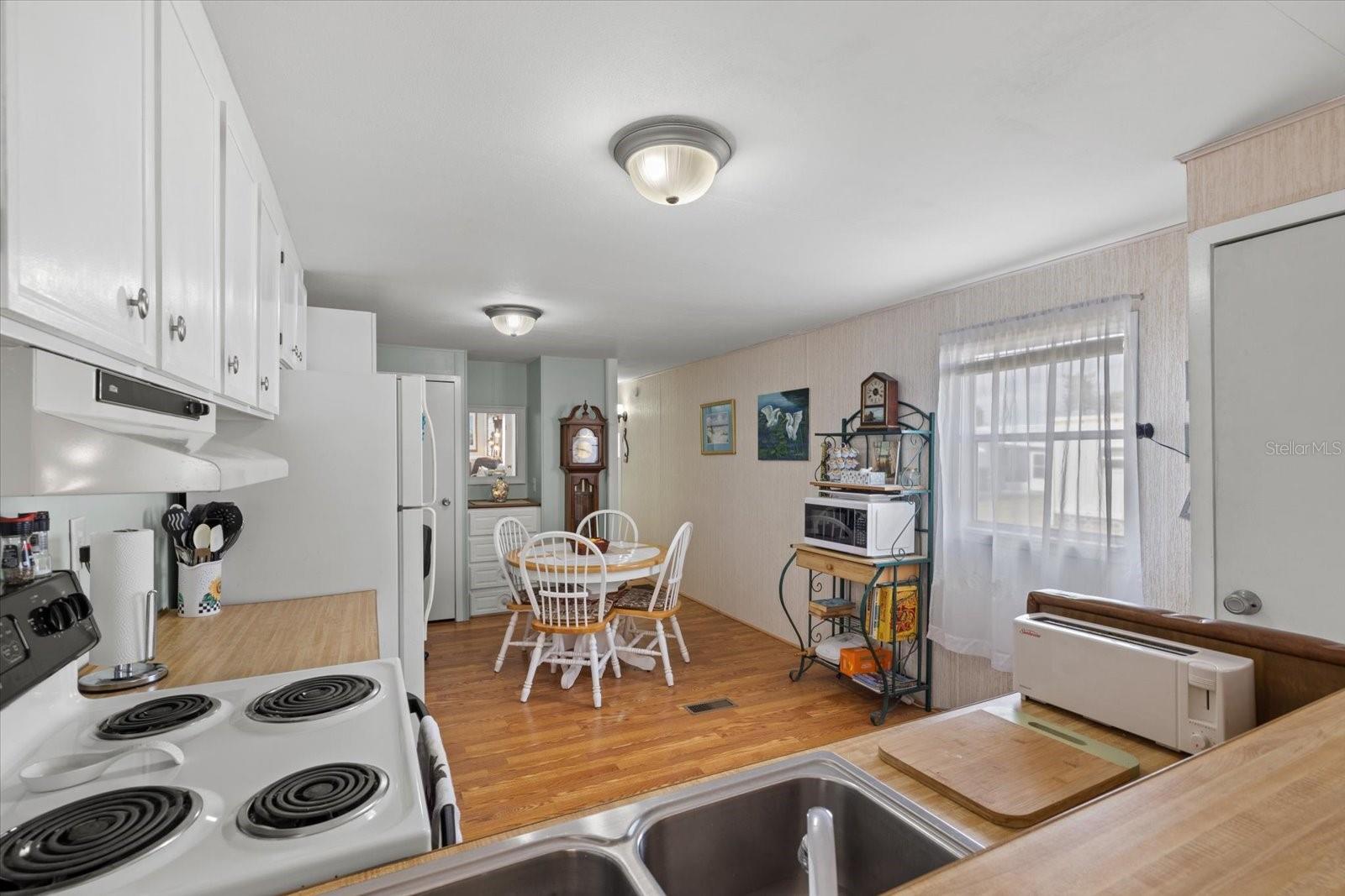 Image 18 of 26 For 5316 53rd Avenue E A33