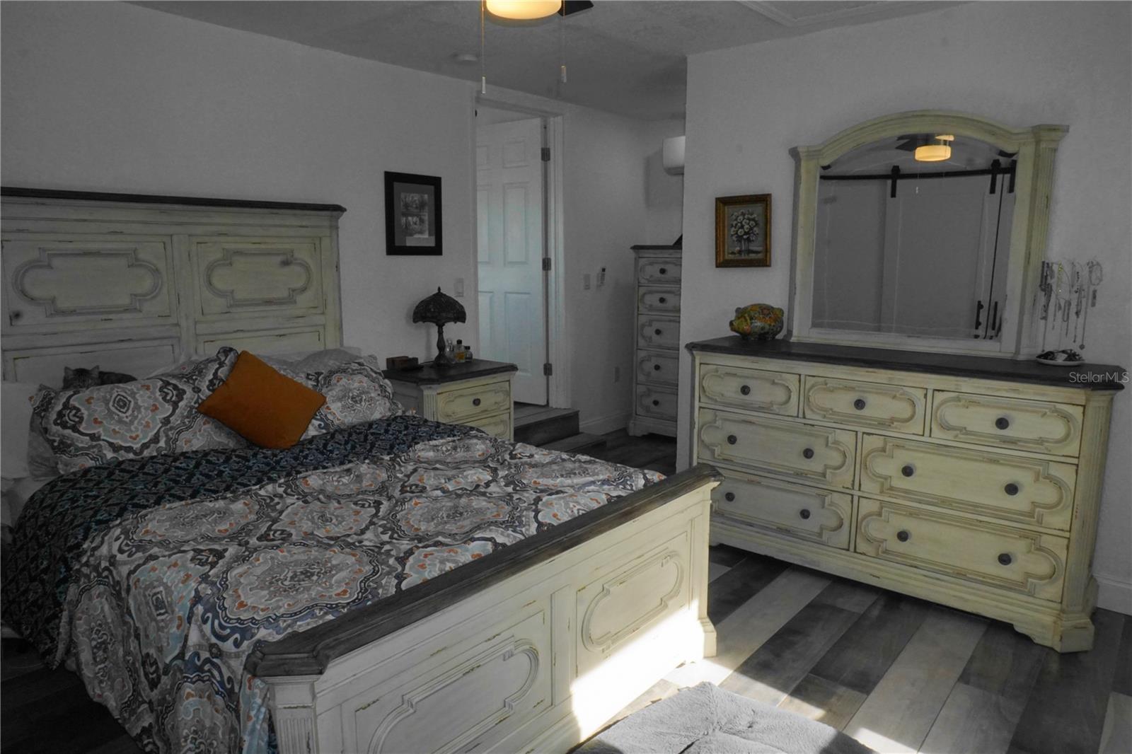 Listing photo id 7 for 1116 30th Avenue N