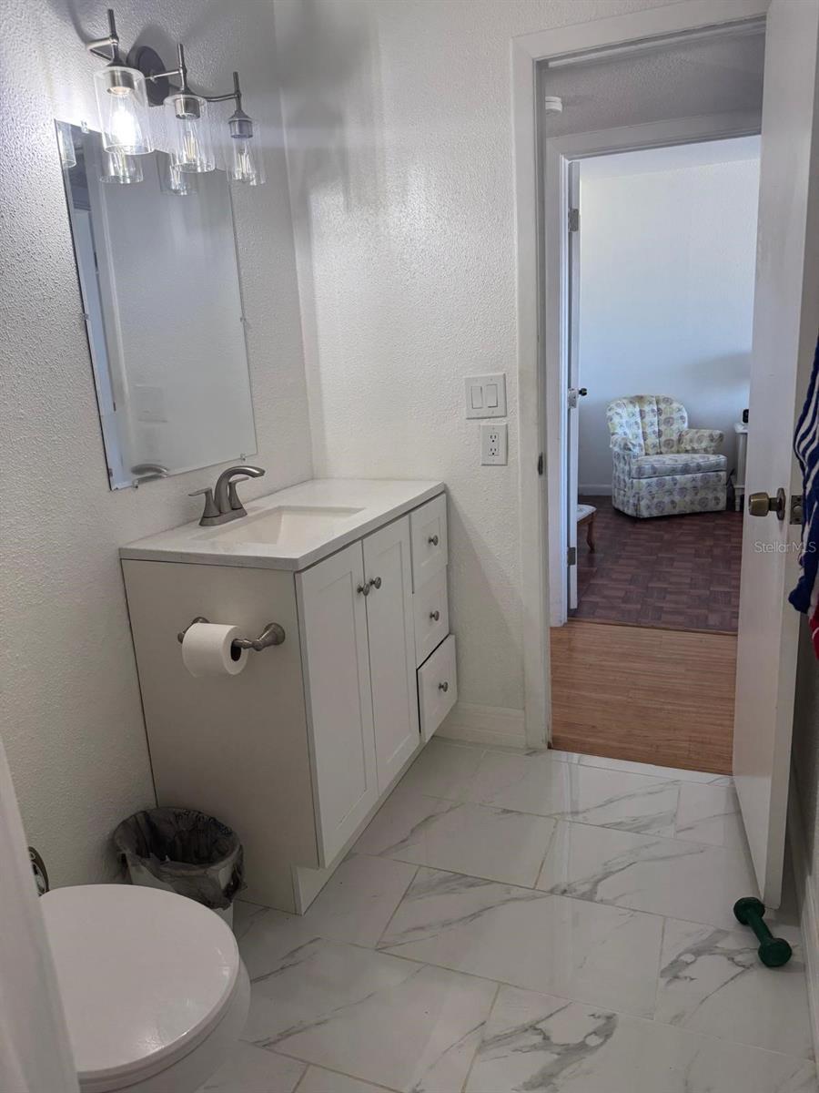 Image 11 of 64 For 10375 Paradise Boulevard 56