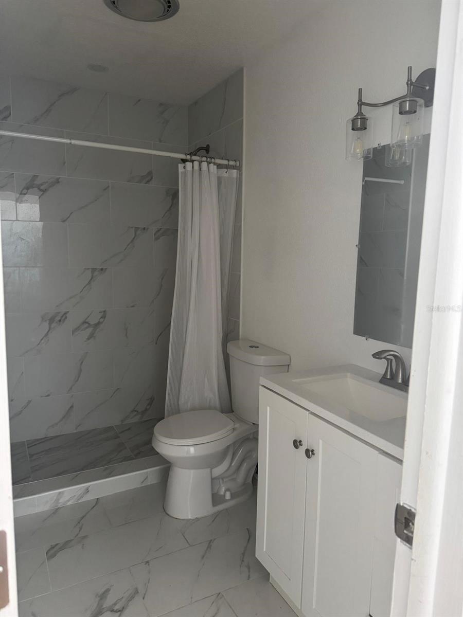 Image 12 of 64 For 10375 Paradise Boulevard 56