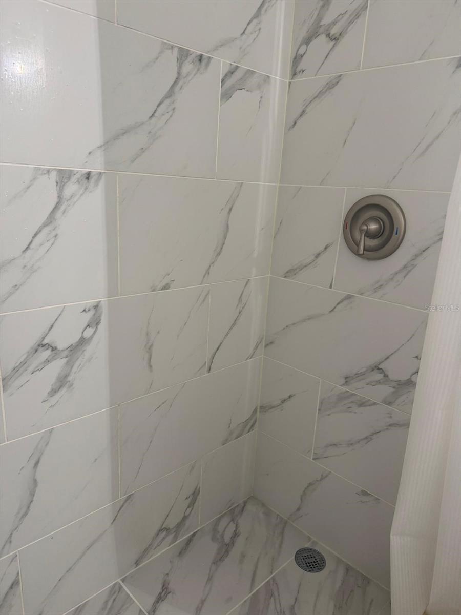 Image 13 of 64 For 10375 Paradise Boulevard 56