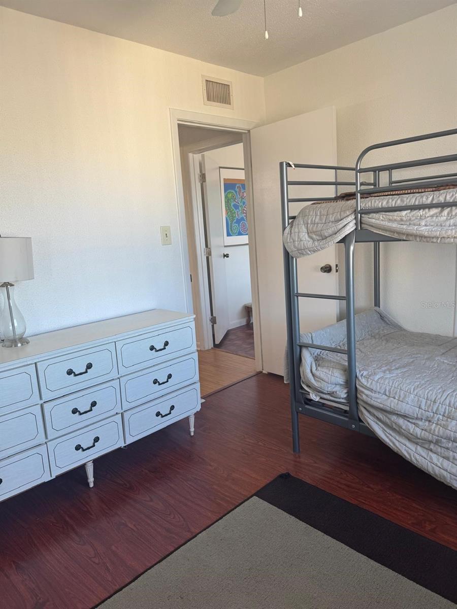 Image 24 of 64 For 10375 Paradise Boulevard 56