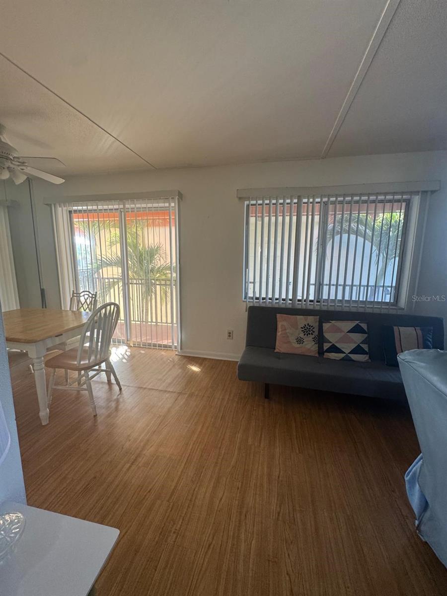 Image 32 of 64 For 10375 Paradise Boulevard 56