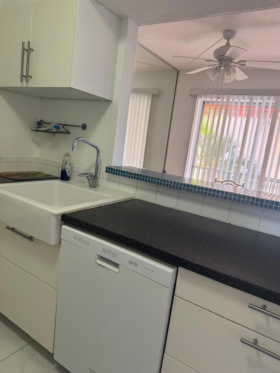 Image 42 of 64 For 10375 Paradise Boulevard 56