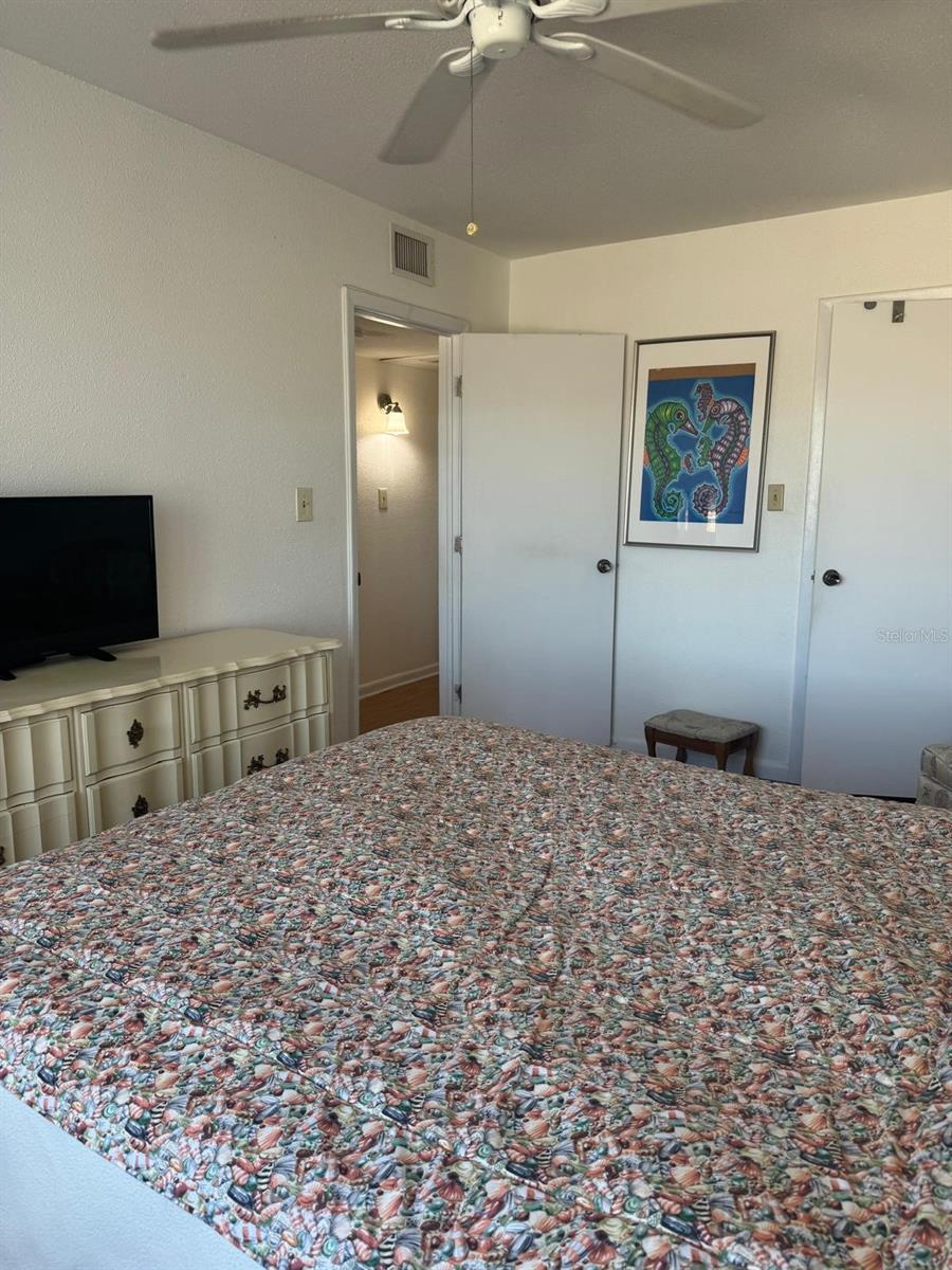 Image 48 of 64 For 10375 Paradise Boulevard 56