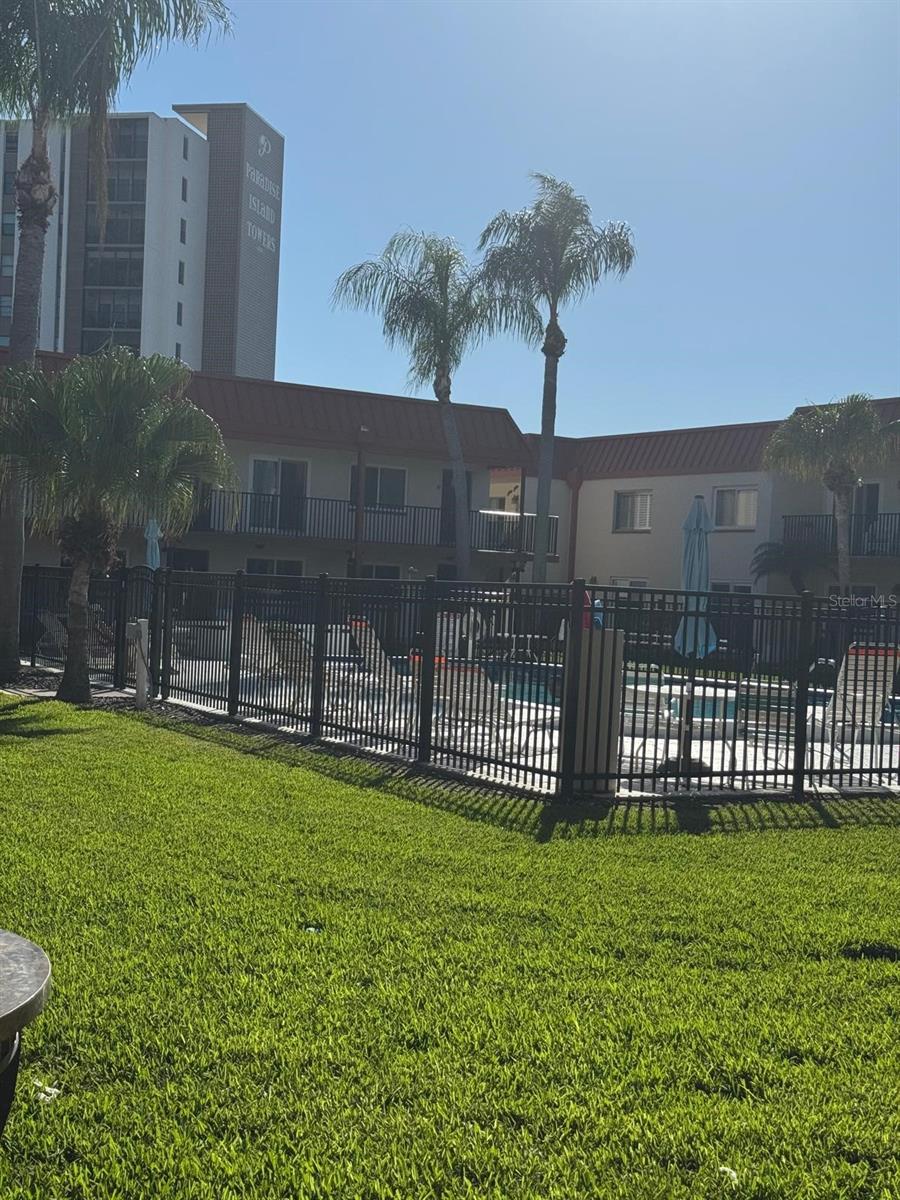 Image 49 of 64 For 10375 Paradise Boulevard 56