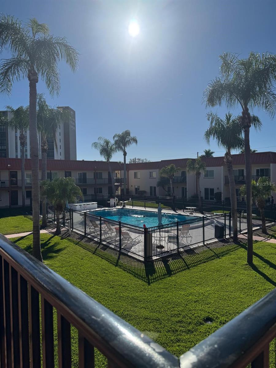 Image 52 of 64 For 10375 Paradise Boulevard 56