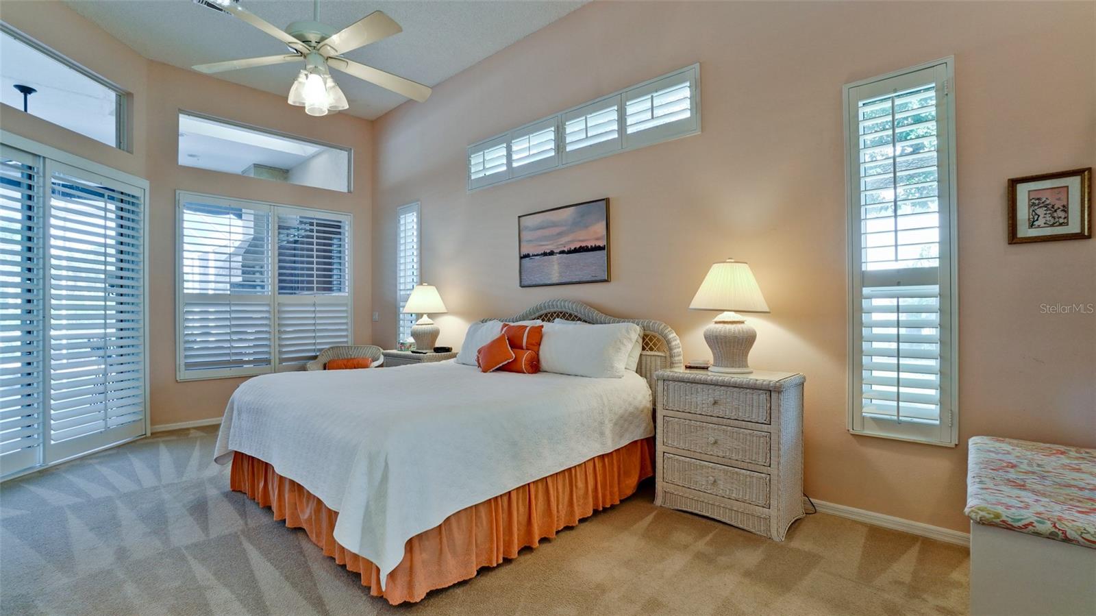 Image 22 of 50 For 4603 4th Avenue Ne