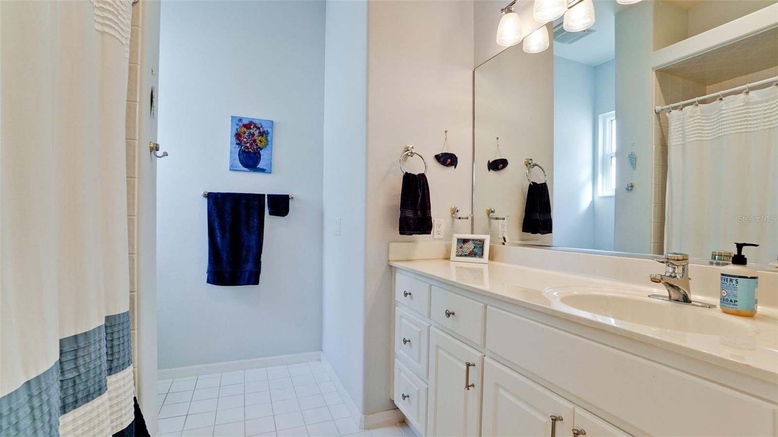 Image 32 of 50 For 4603 4th Avenue Ne