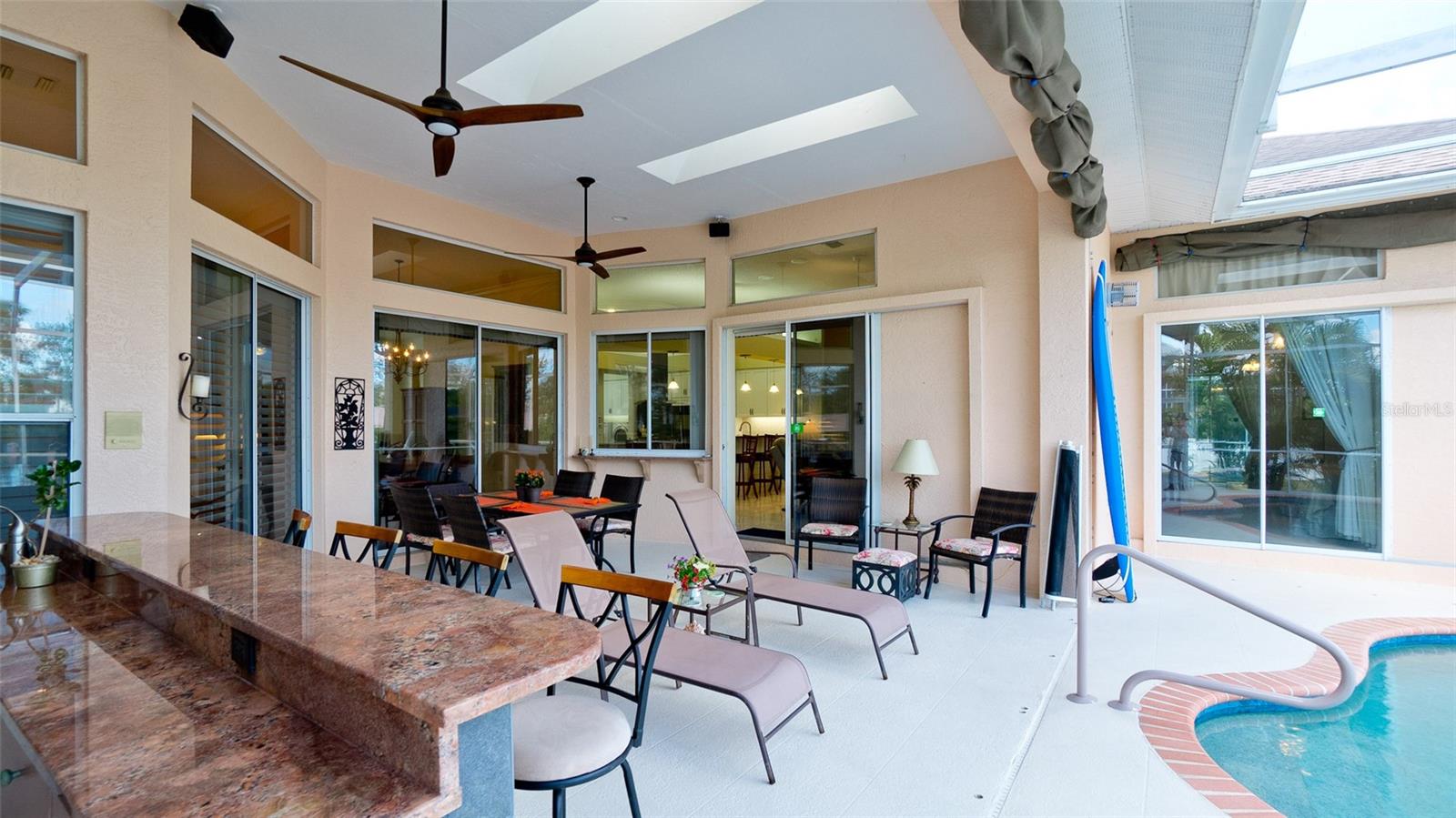 Image 37 of 50 For 4603 4th Avenue Ne