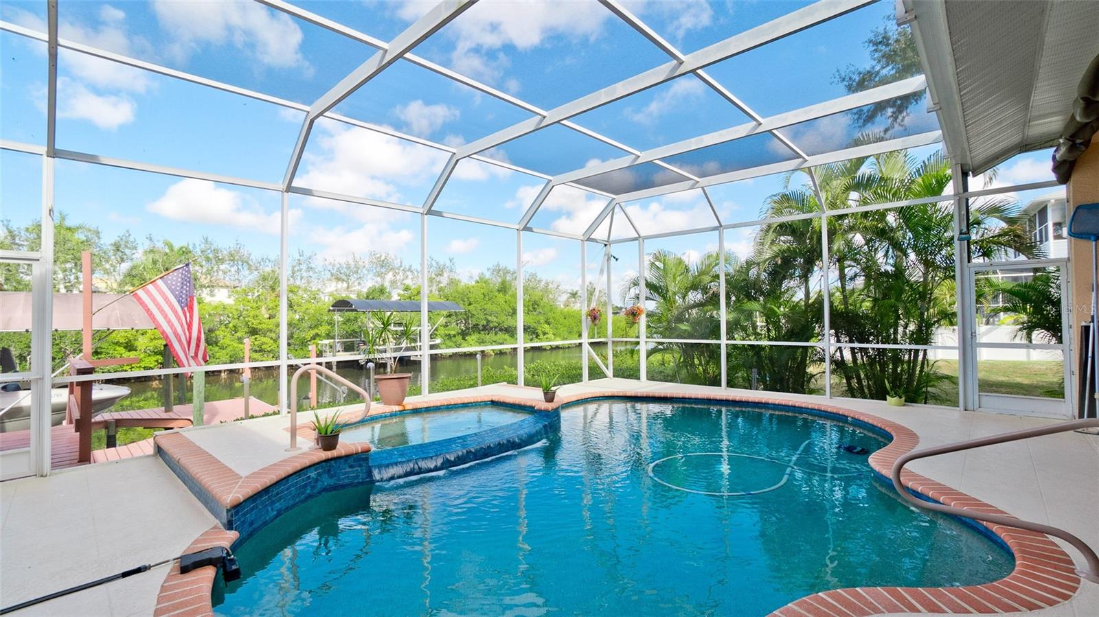 Image 38 of 50 For 4603 4th Avenue Ne