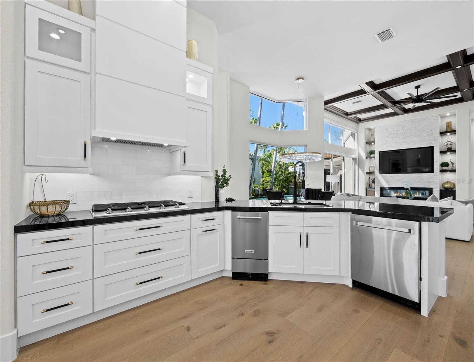 Image 18 of 78 For 3533 Fair Oaks Lane