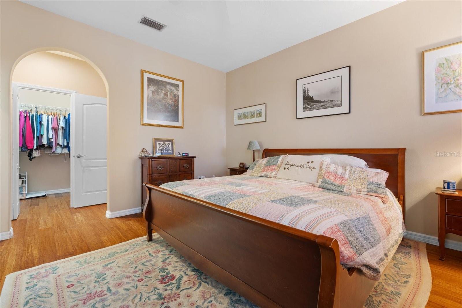 Image 20 of 43 For 3871 Alamanda Drive